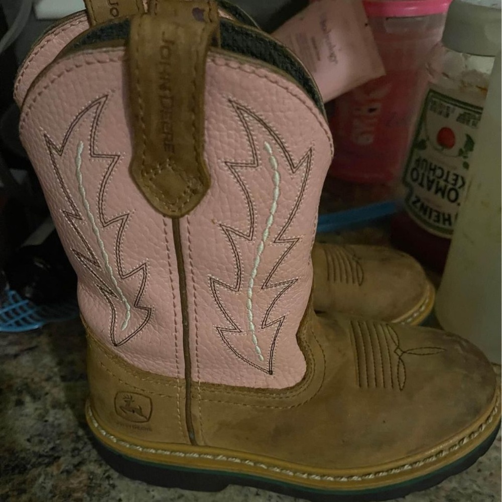 Daughter outgrew before she got to wear them